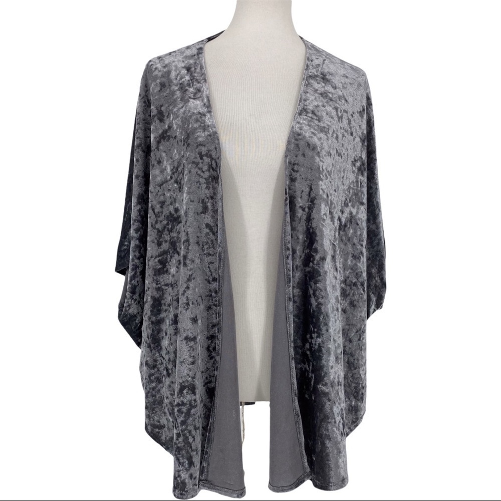 Madden NYC gray/silver soft velvet cardigan wrap, OS